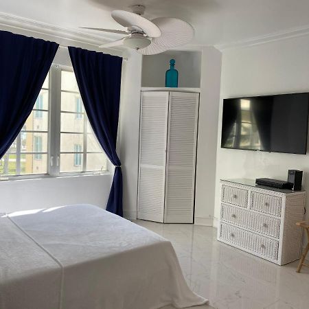 Sobe Ocean View Ocean Dr Charming Studio -316 Miami Beach Bagian luar foto