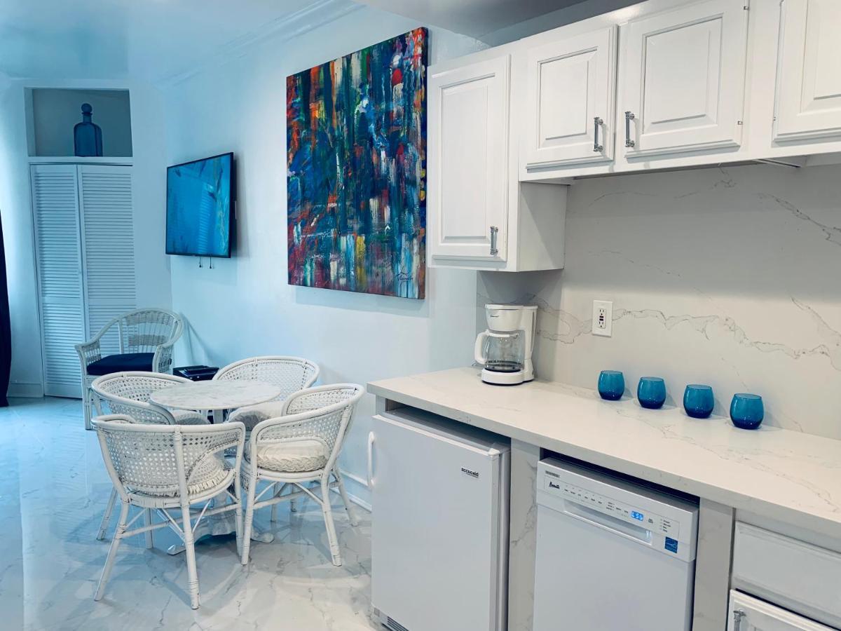 Sobe Ocean View Ocean Dr Charming Studio -316 Miami Beach Bagian luar foto